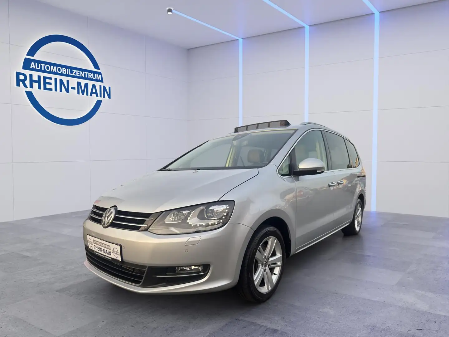Volkswagen Sharan Highline TOP ZUSTAND *130000km*PANO*LED*LEDER Silber - 1