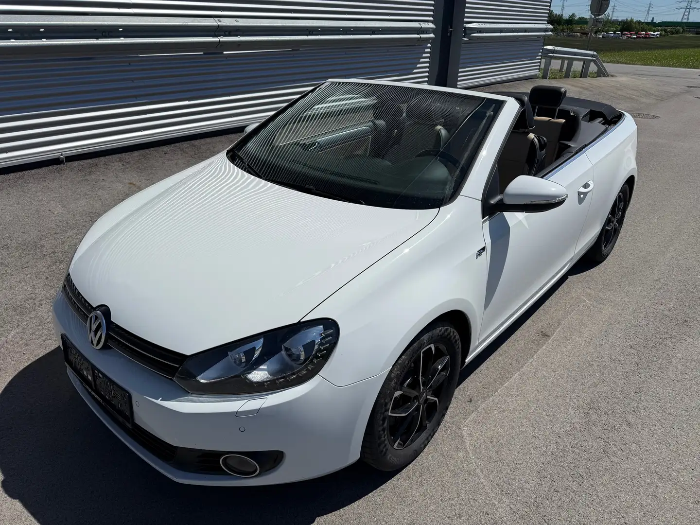 Volkswagen Golf Cabriolet 1,4 TSI DSG Exclusive ID:86 Weiß - 1
