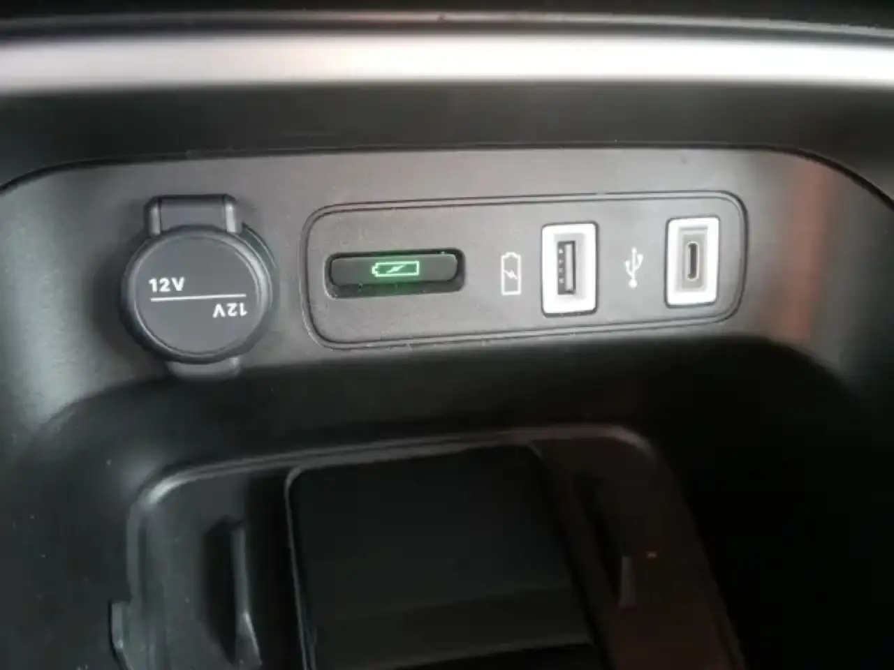 Jeep Avenger ALTITUDE 1.2 21