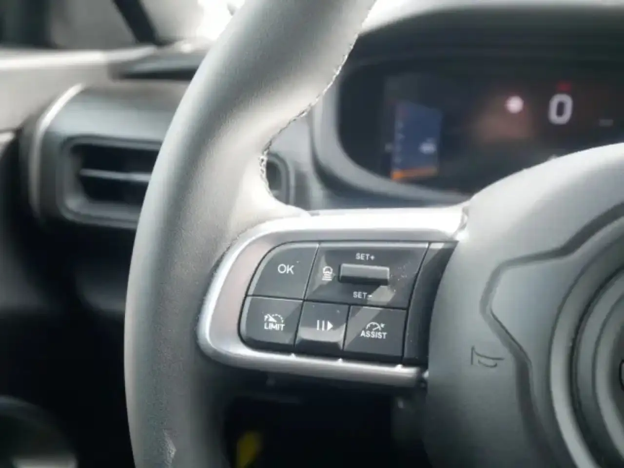 Jeep Avenger ALTITUDE 1.2 15