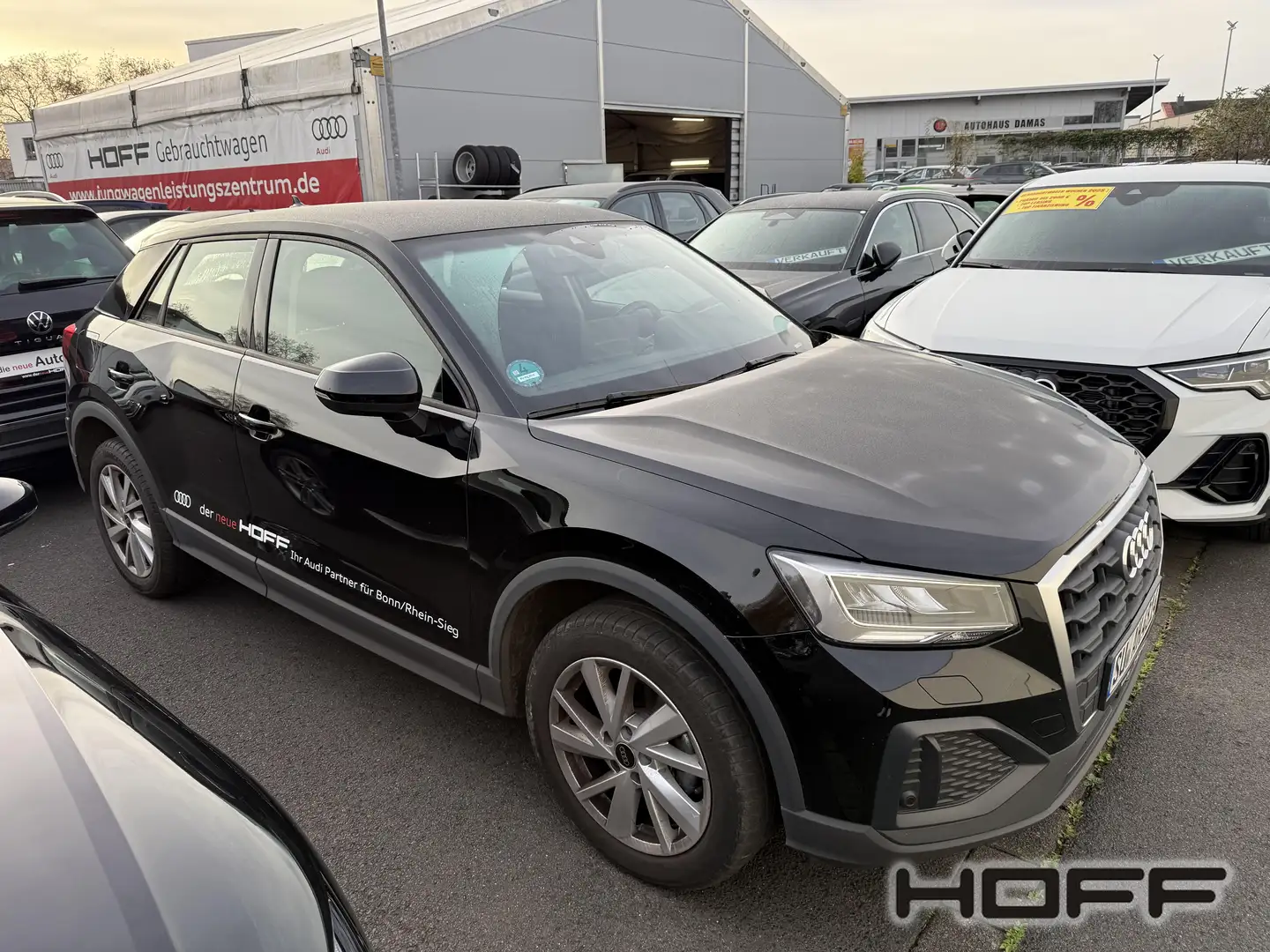 Audi Q2 30 TFSI Kamera LED PDC Klima Sh 17 Zoll Schwarz - 2