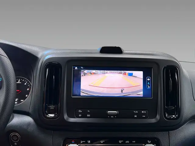 Mercedes-Benz Vito view 11