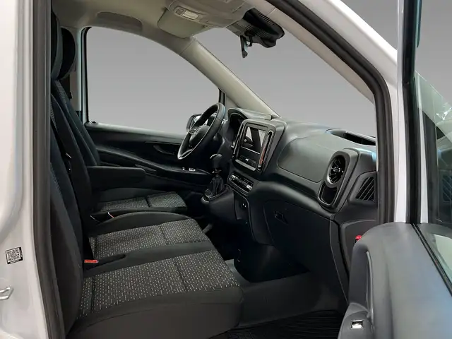 Mercedes-Benz Vito view 9