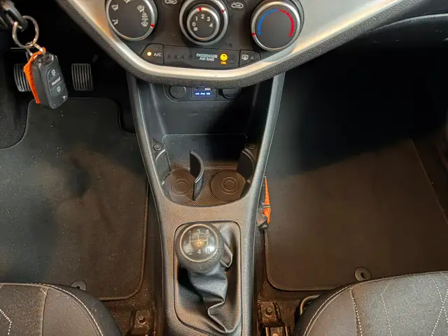 Kia Picanto view 16