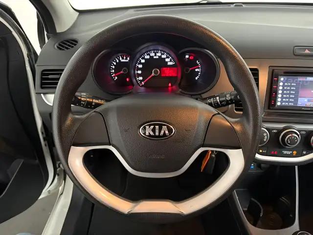 Kia Picanto view 9