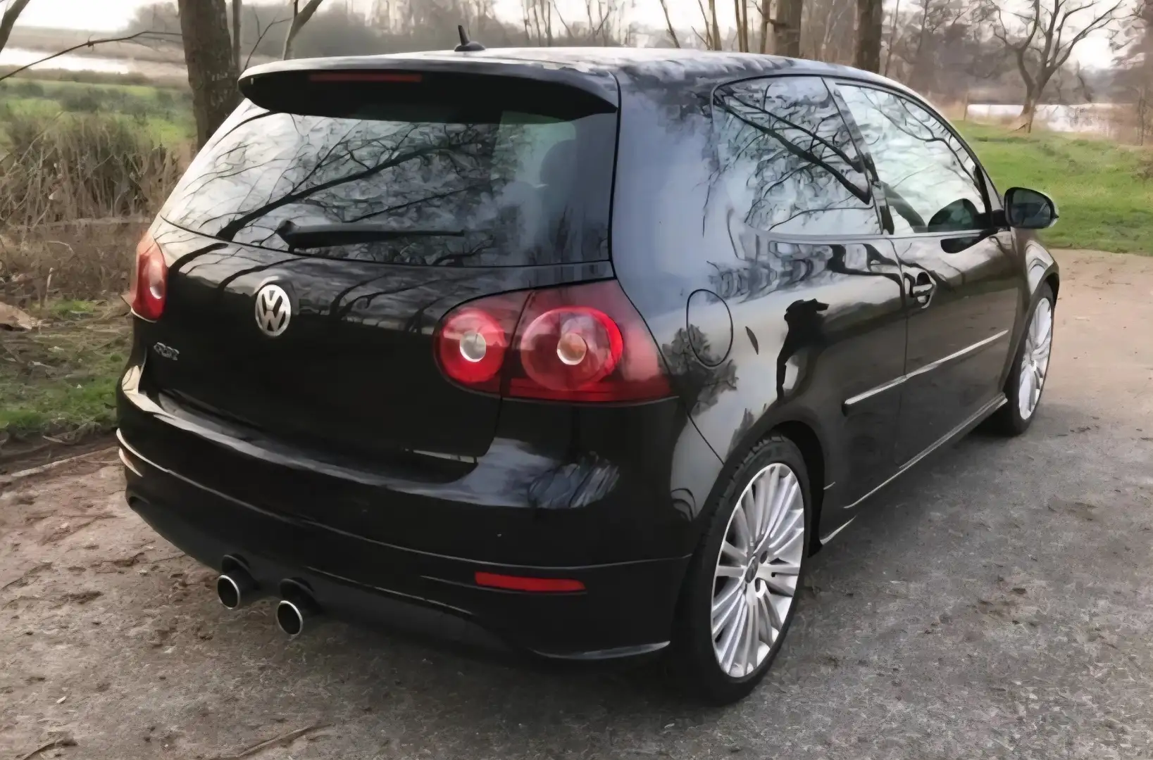 Volkswagen Golf 3.2 V6 R32 4Motion DSG Negro - 2