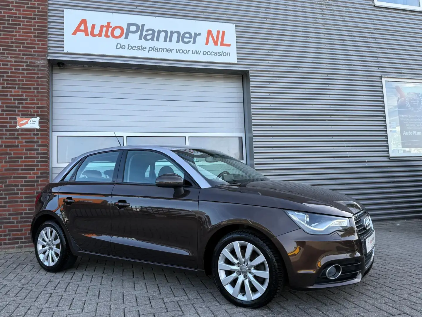 Audi A1 1.4 TFSI! 5-Deurs! Airco! Cruise! Navi! PDC! Xenon Bruin - 2