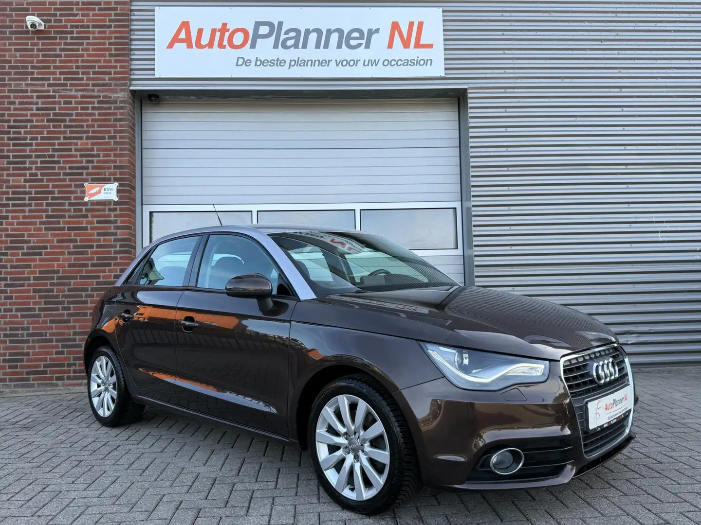 Audi A1 1.4 TFSI! 5-Deurs! Airco! Cruise! Navi! PDC! Xenon Bruin - 1