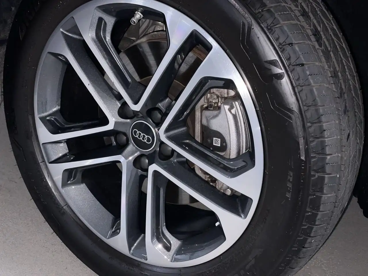 Audi Q5 снимка Audi Q5