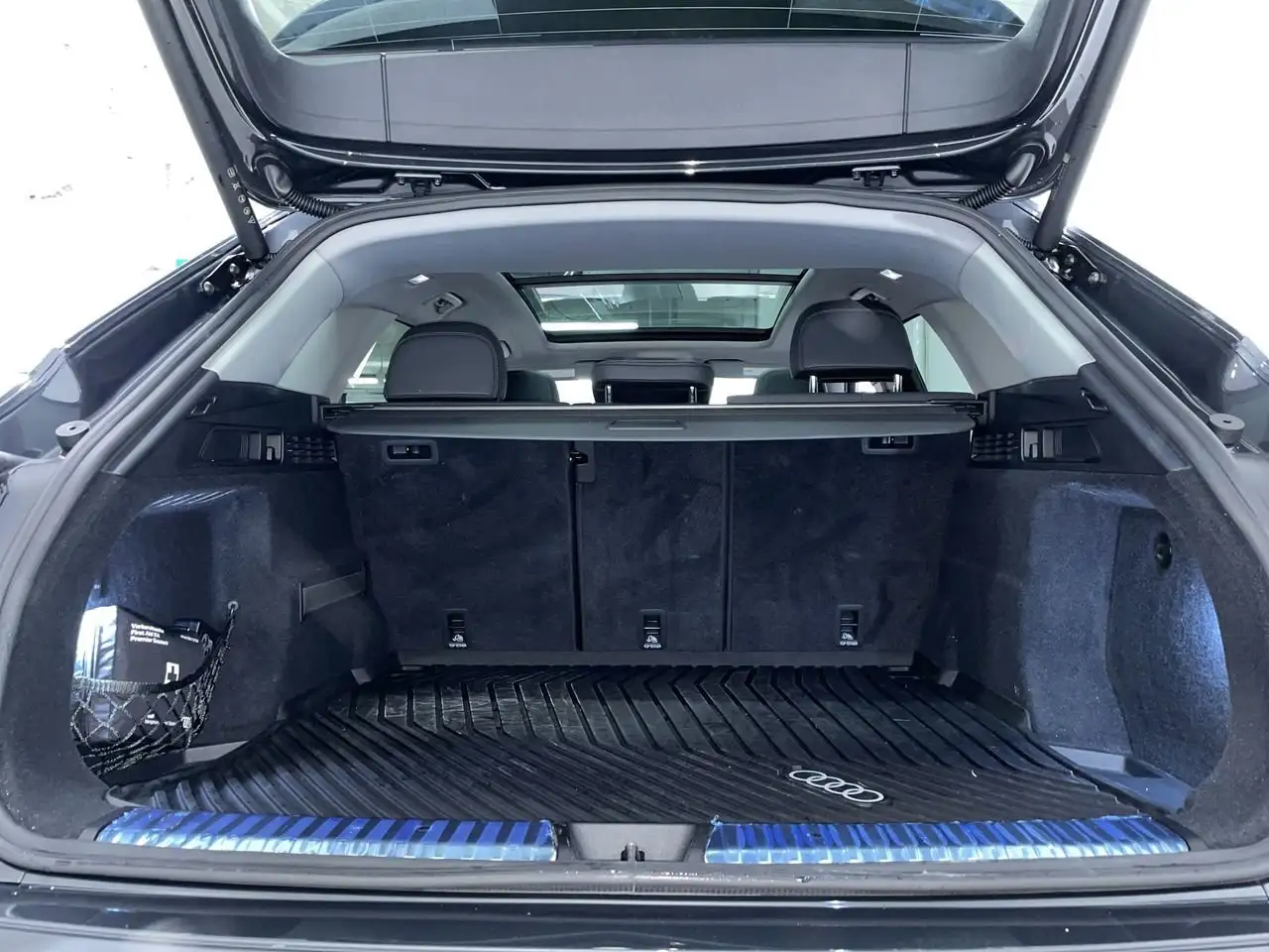 Audi Q5 снимка Audi Q5