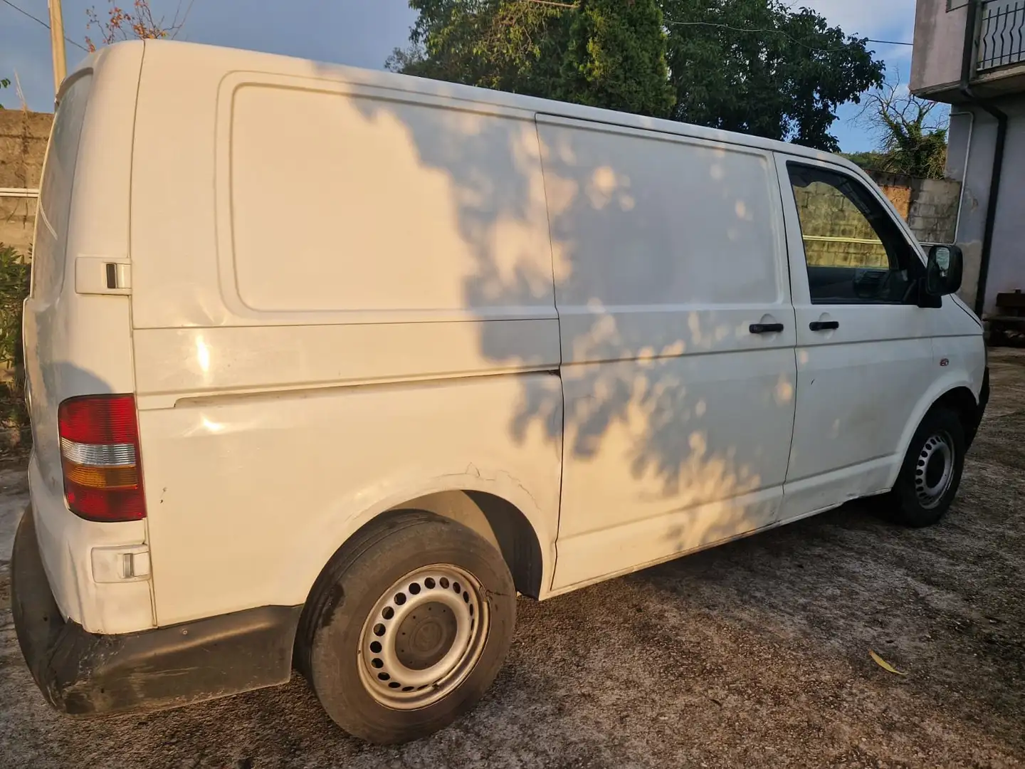 Volkswagen T5 Transporter Bianco - 2