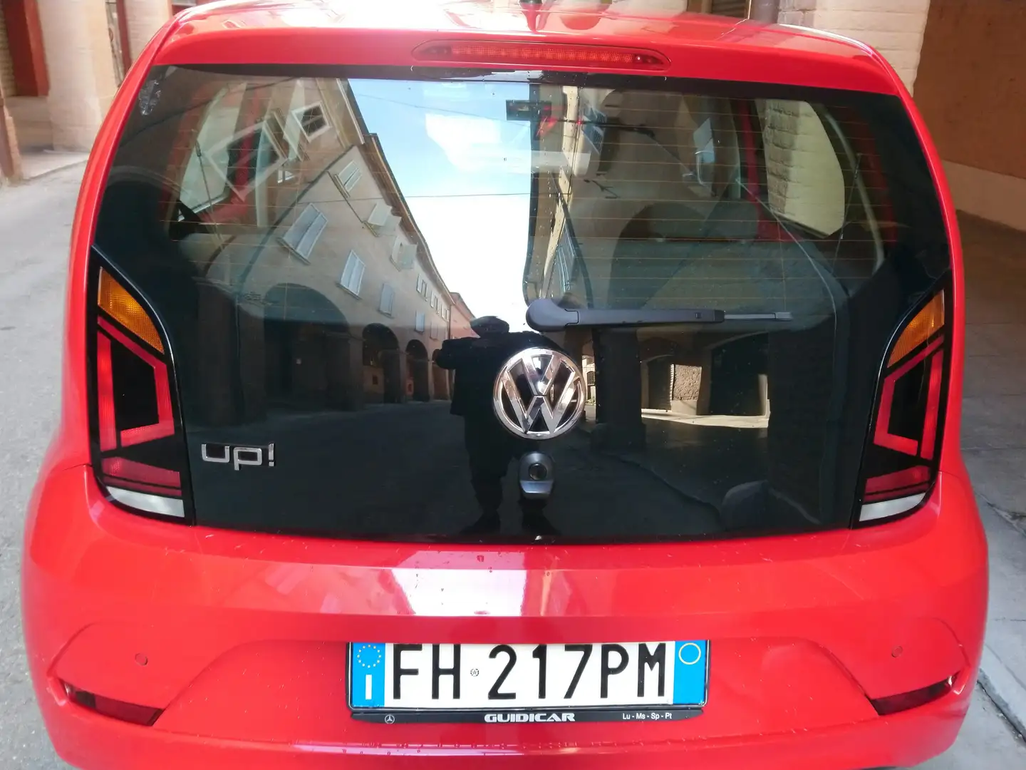 Volkswagen up! up! 5p 2017 5p 1.0 Move 60cv Rosso - 1