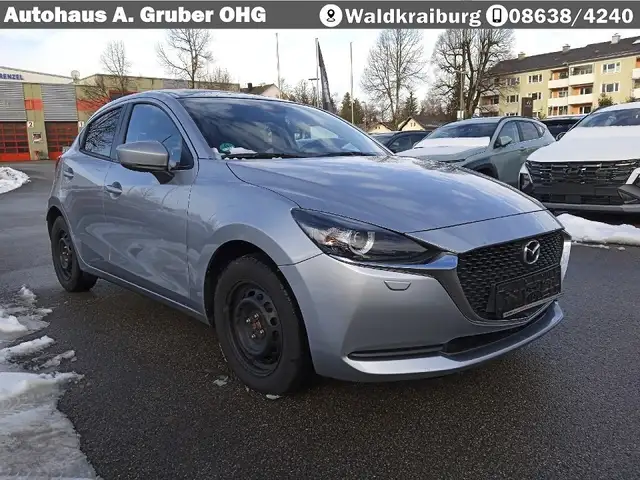 Mazda 2 SKYACTIV-G 90 KIZOKU+8-fach bereift+Kamera+LED