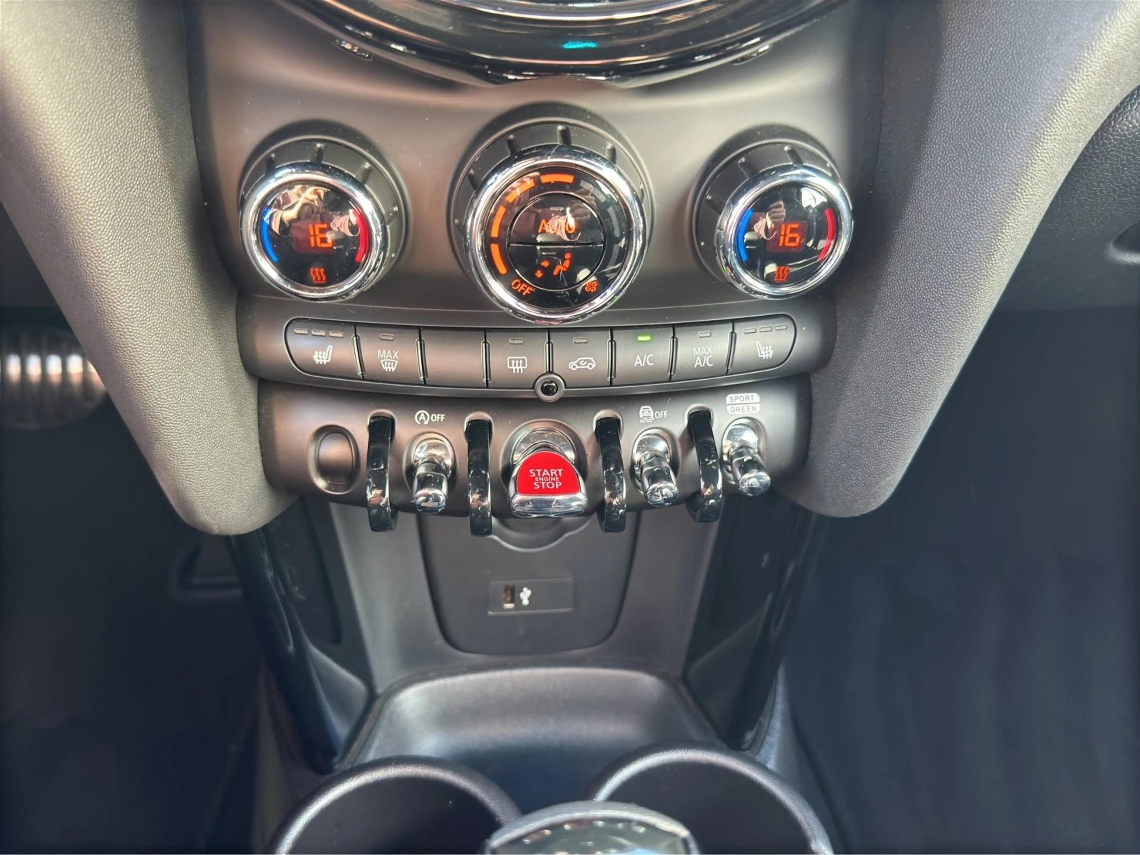 MINI Cooper S Cabrio Cooper S Cabrio Aut. JCW/Navi/CarPlay/LED/Tempomat — photo 13