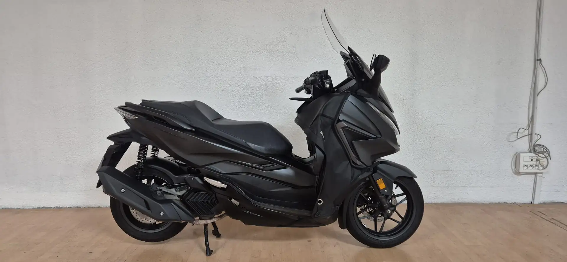 Honda Forza 125 Noir - 1