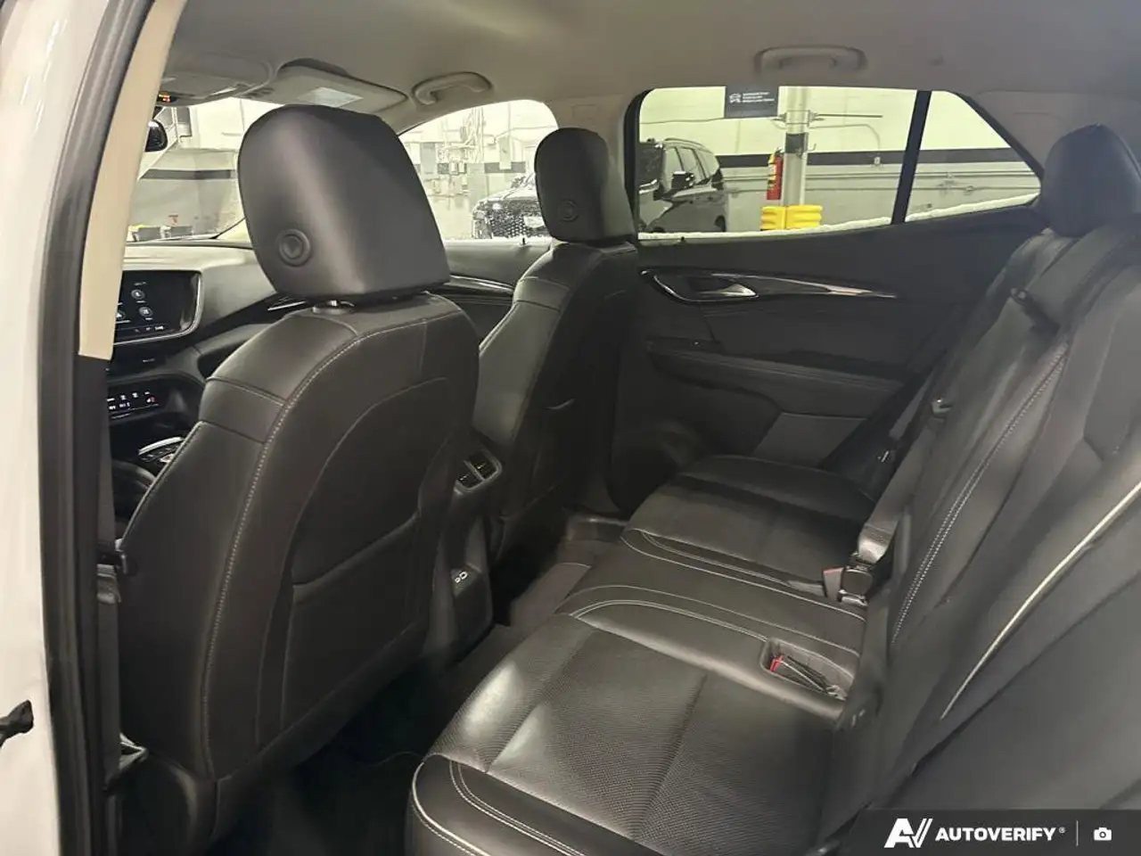 Buick Envision photo Buick Envision