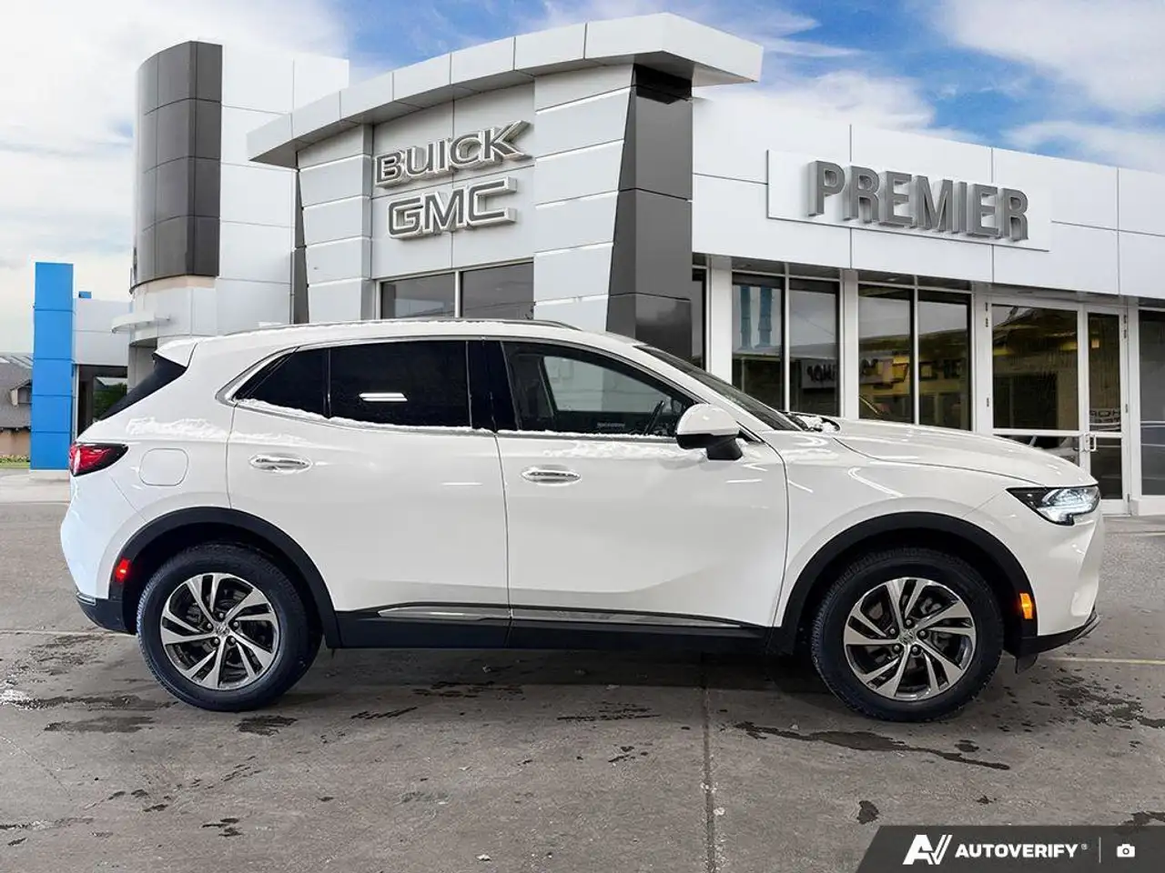 Buick Envision photo Buick Envision