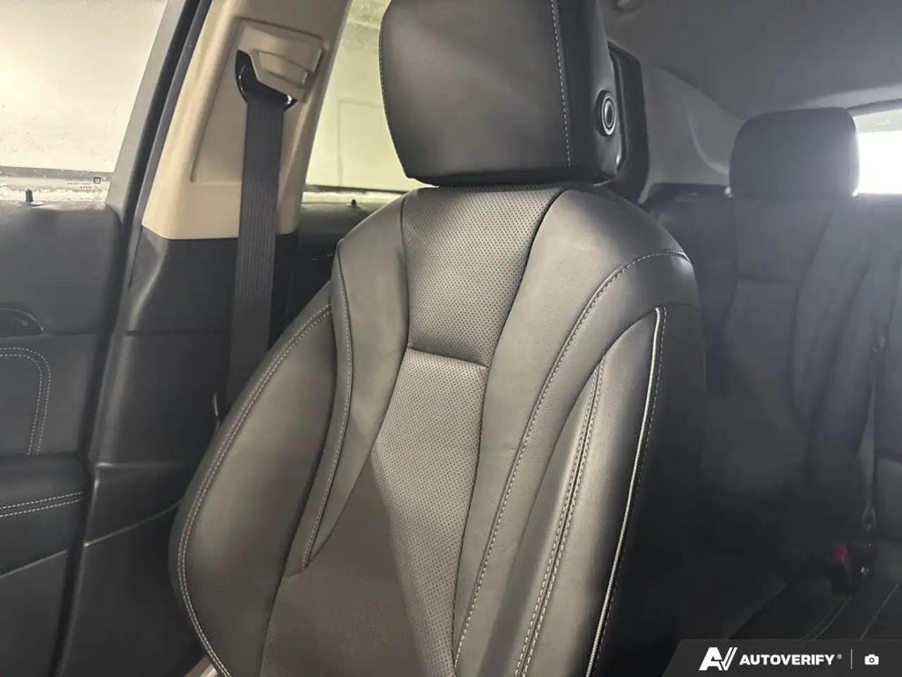 Buick Envision photo Buick Envision
