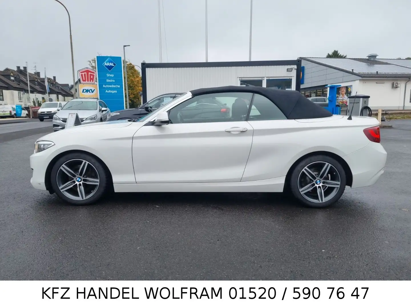 BMW 225 d Cabrio Sport Line Sportsitze Automatik Navi Weiß - 2