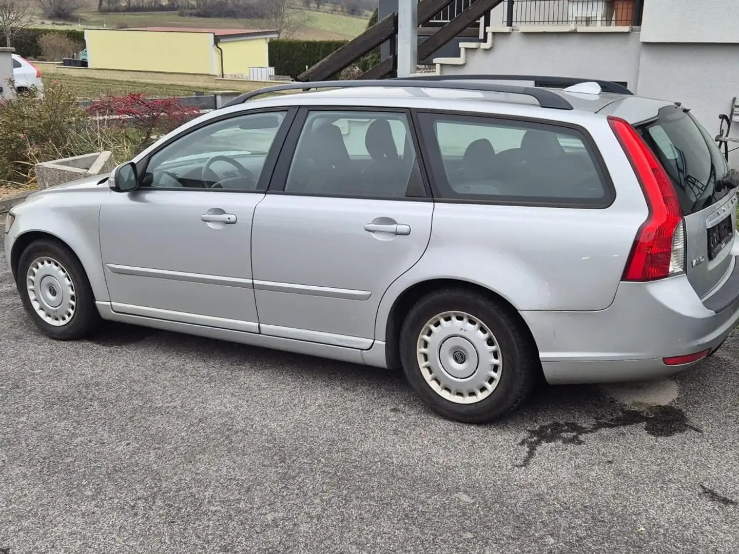 Volvo V50 V50 1,6 D Drive Start/Stop Drive Start/Stop Silber - 2