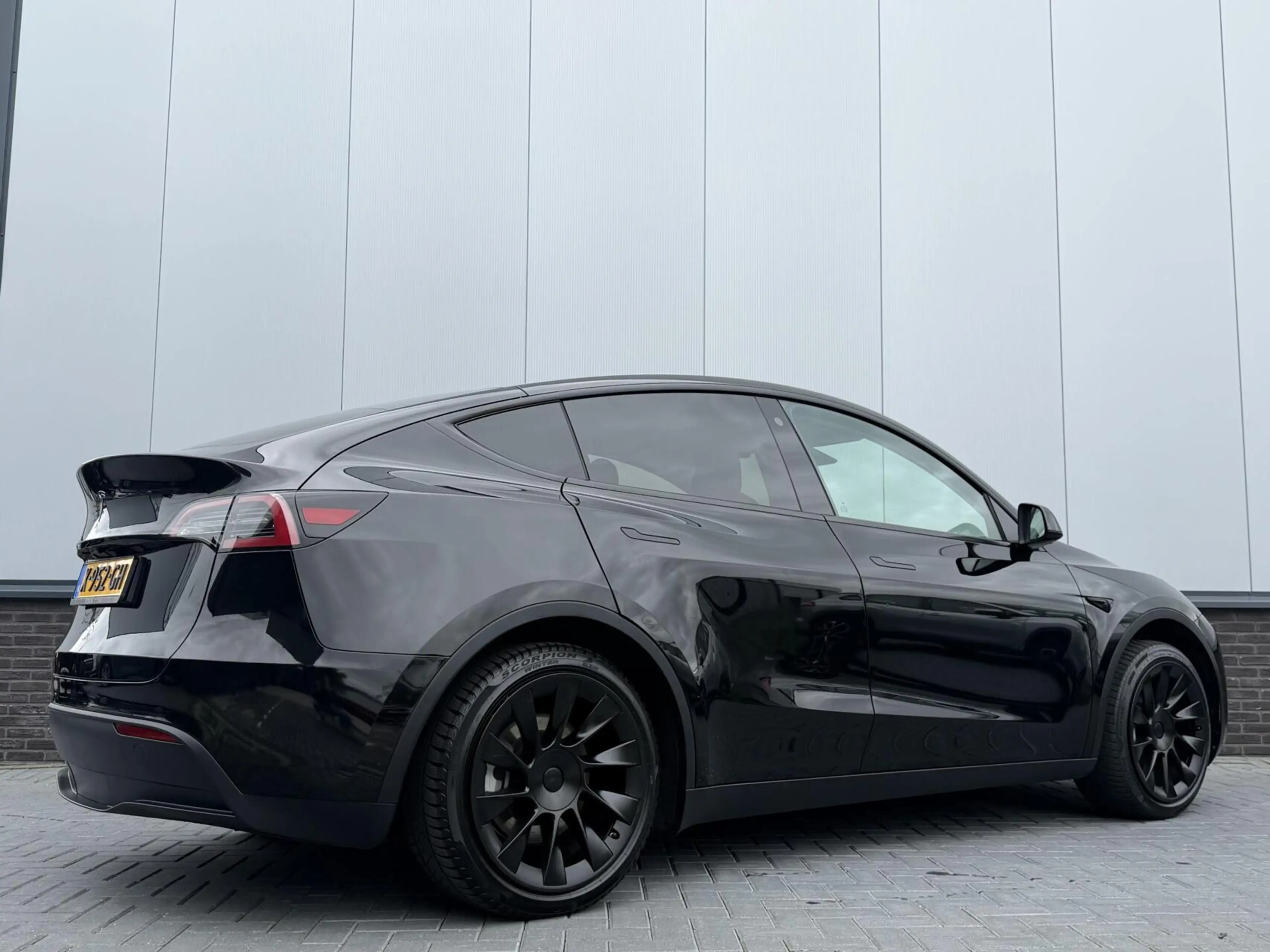 Tesla Model Y RWD 58 kWh — photo 4