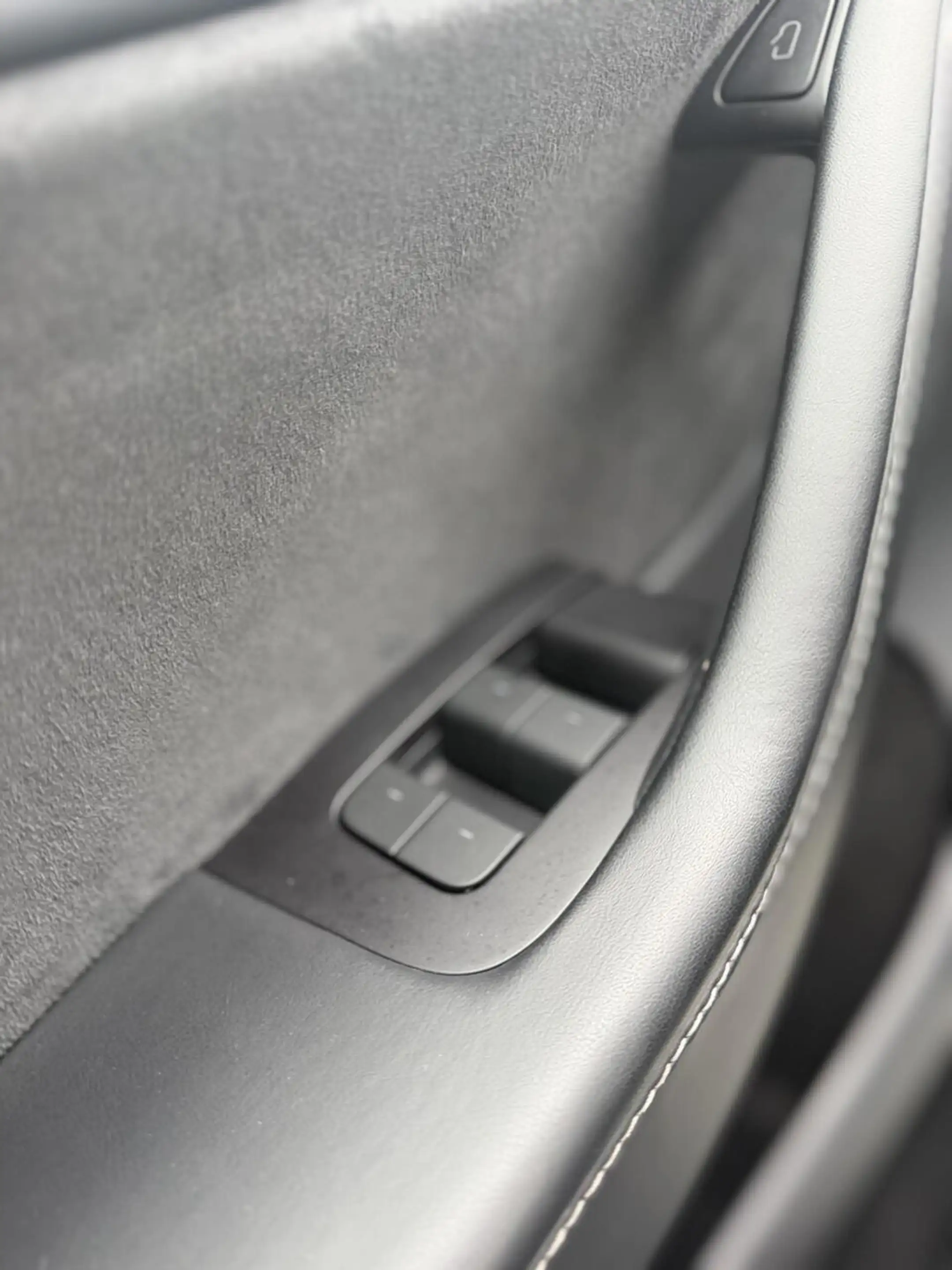 Tesla Model Y RWD 58 kWh — photo 14