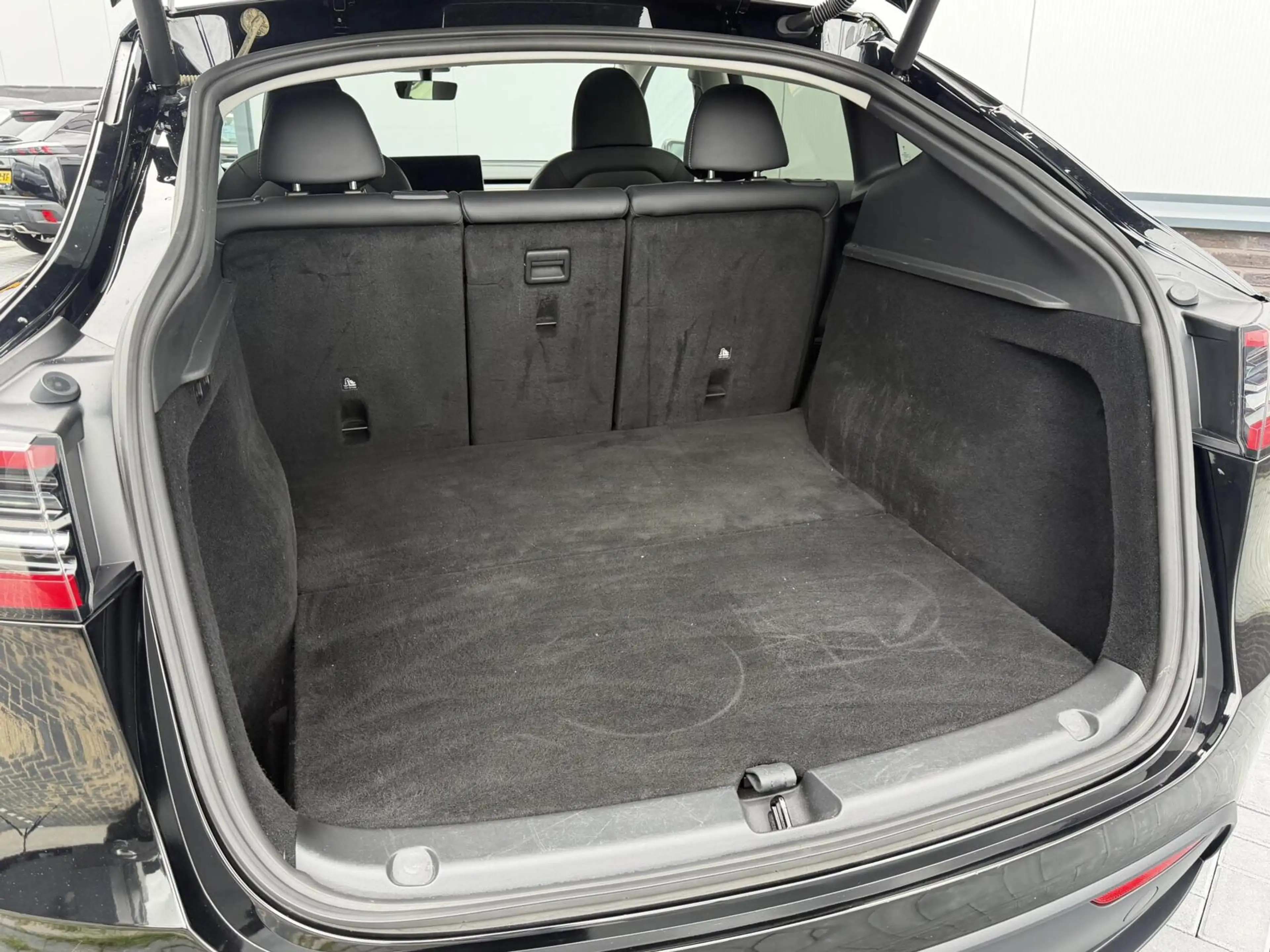 Tesla Model Y RWD 58 kWh — photo 13
