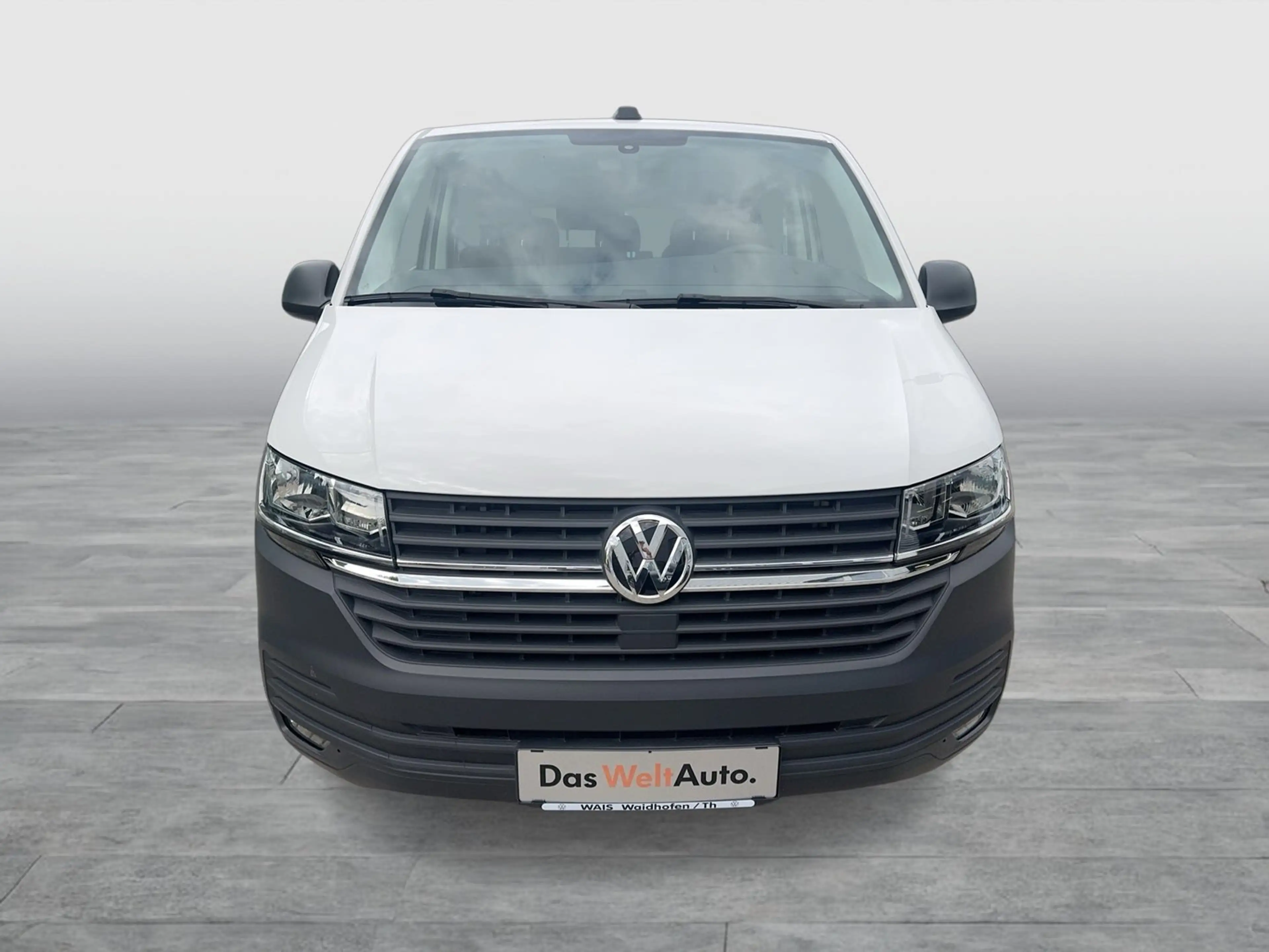 Volkswagen T6.1 Transporter Kombi TDI — photo 2