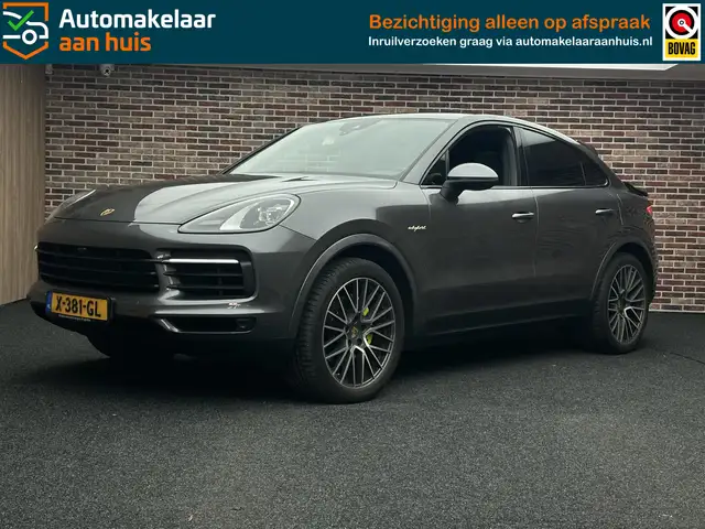 2021 Porsche Cayenne in Grey for sale