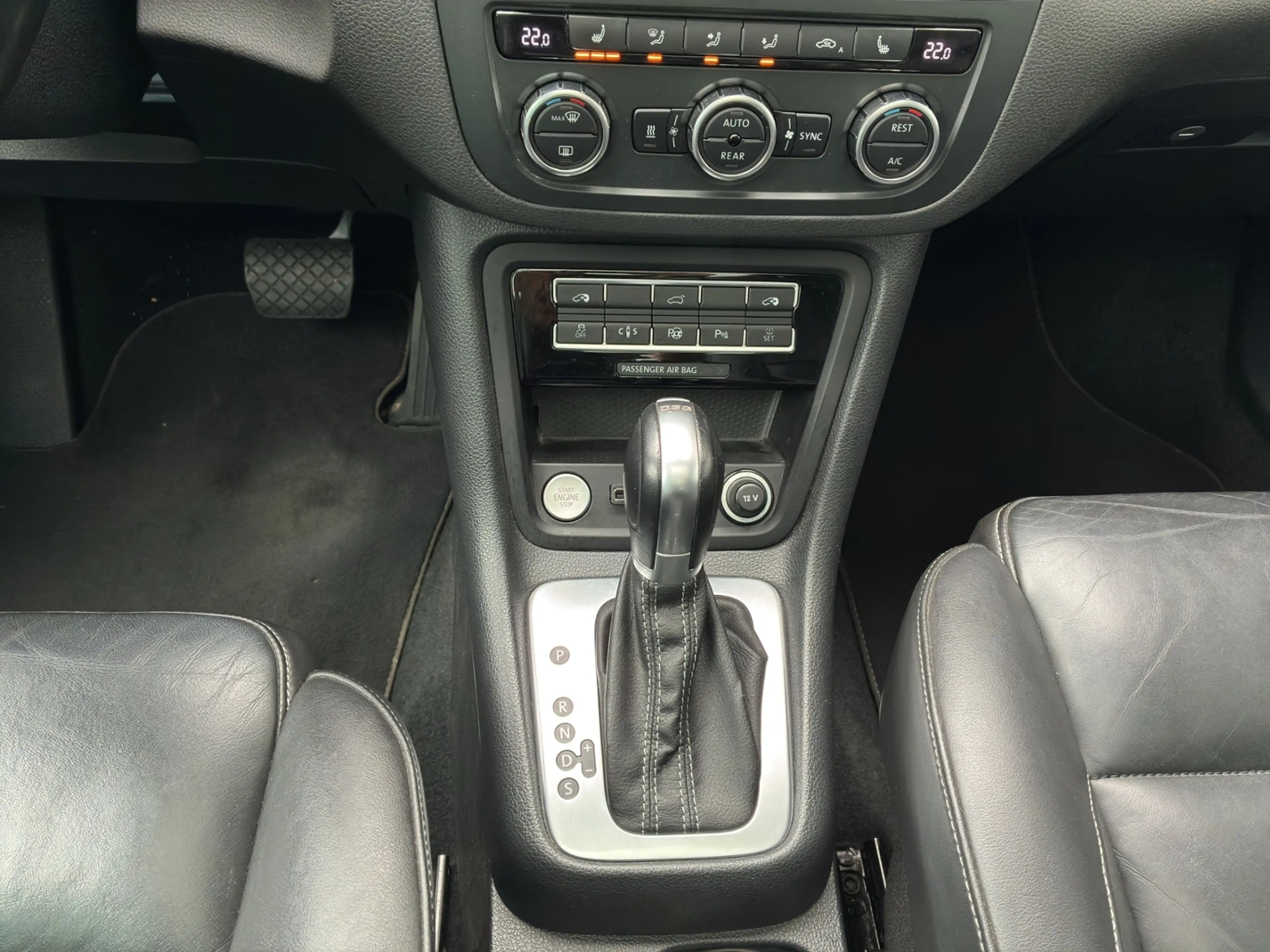 Volkswagen Sharan 2.0 TSI Highline *SHZG*XENON* — photo 15
