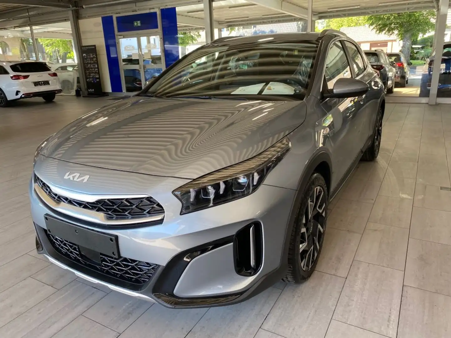 Kia XCeed 1.5 T-GDI OPF DCT7 VISION Zilver - 2