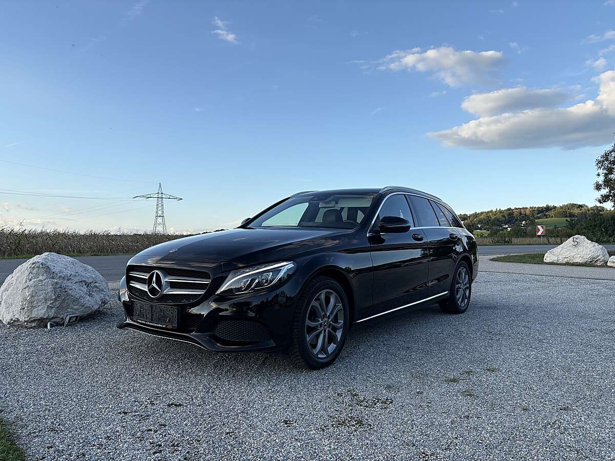 Mercedes-Benz C 220