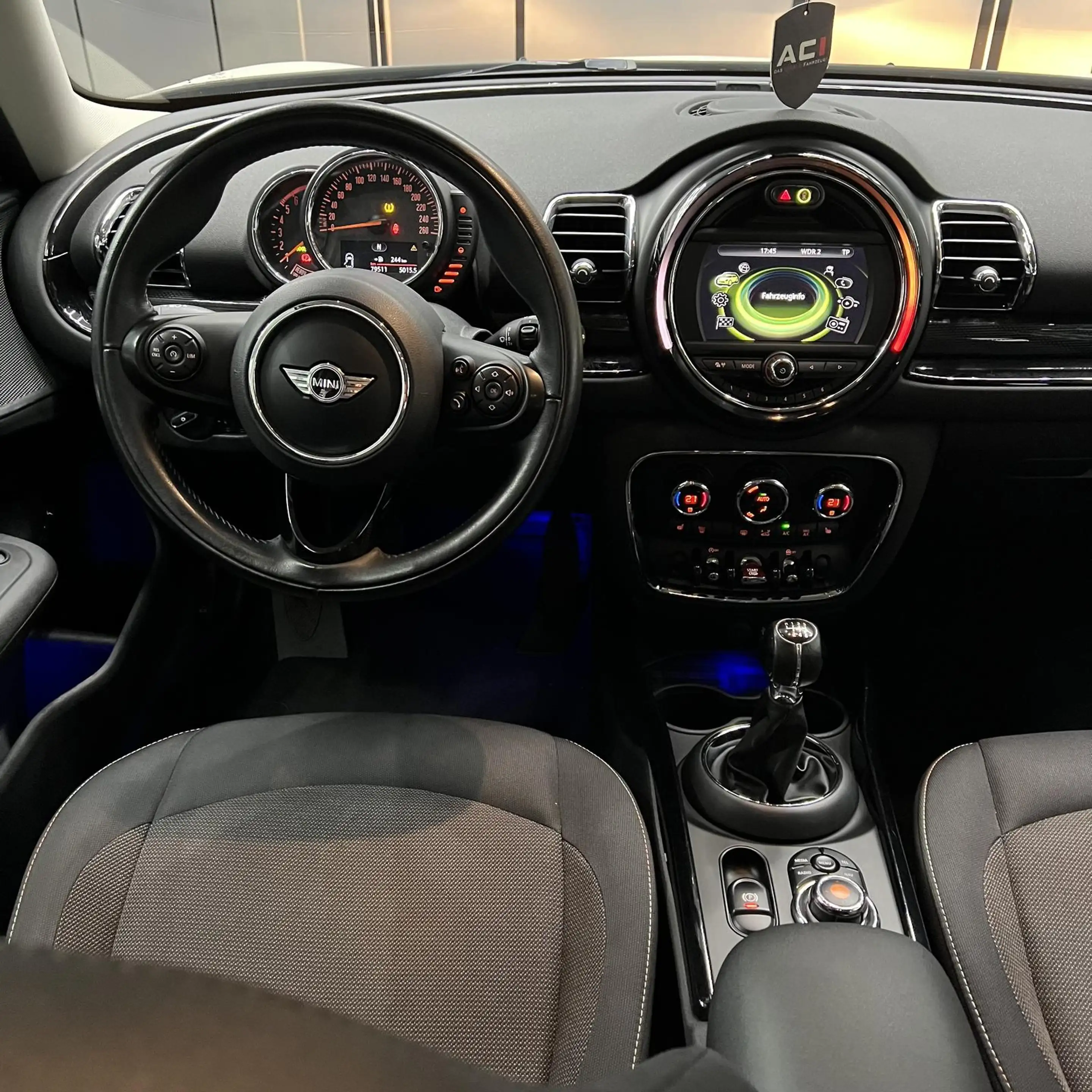 MINI One D 1.5 12V, Pepper, Navi, SH, PDC, Temp, CHL — photo 13