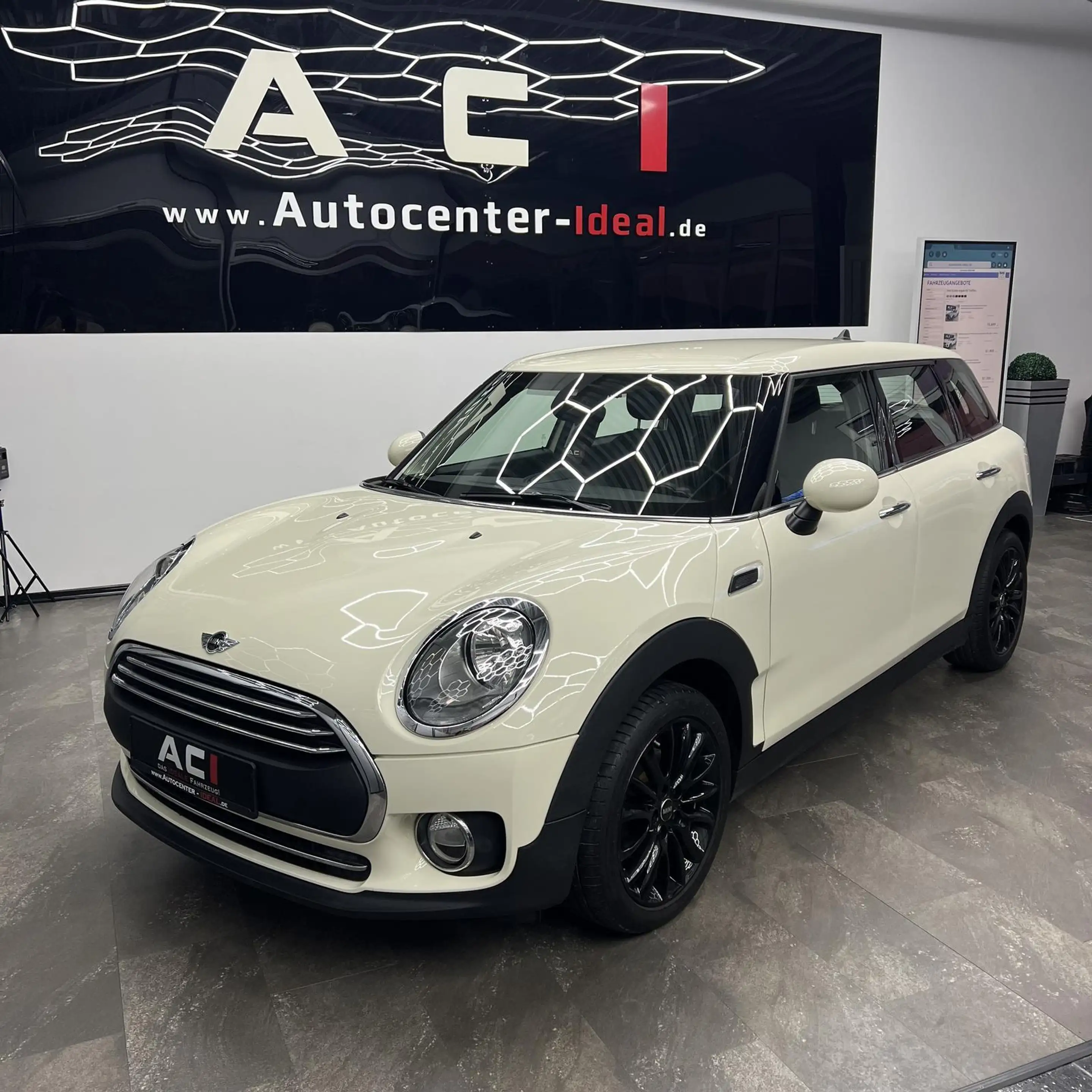 MINI One D 1.5 12V, Pepper, Navi, SH, PDC, Temp, CHL — photo 3