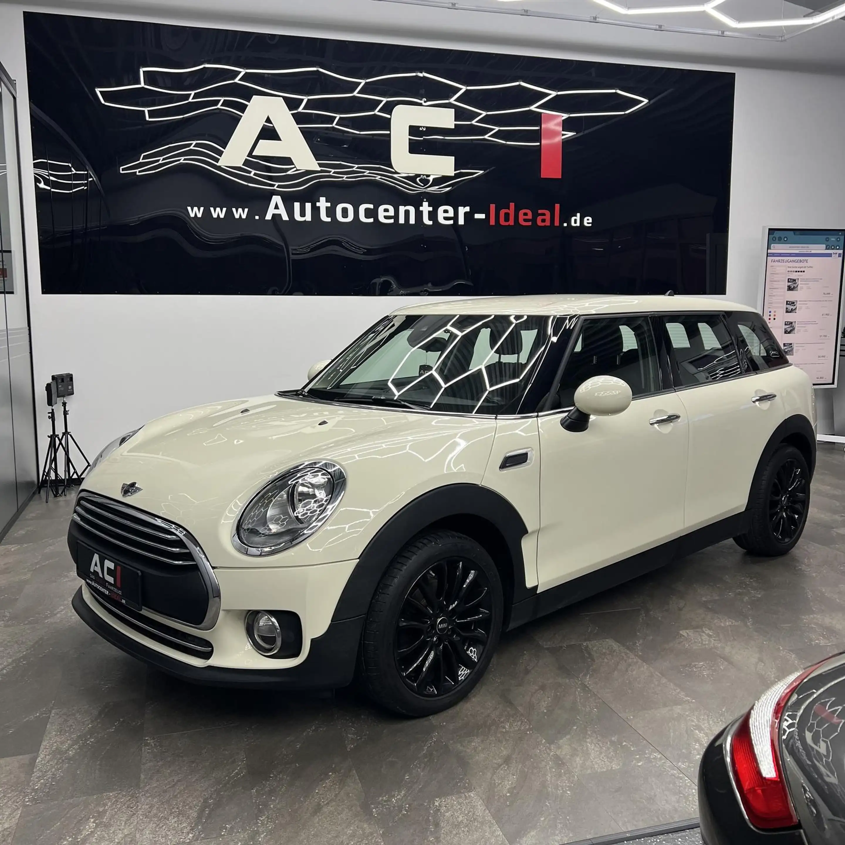 MINI One D 1.5 12V, Pepper, Navi, SH, PDC, Temp, CHL — photo 2