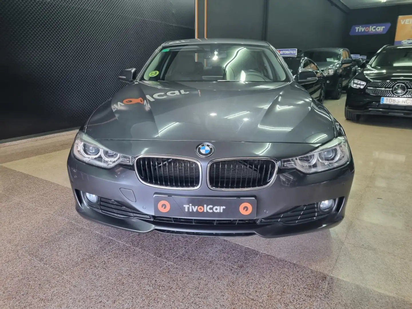 BMW 318 318d Gris - 2