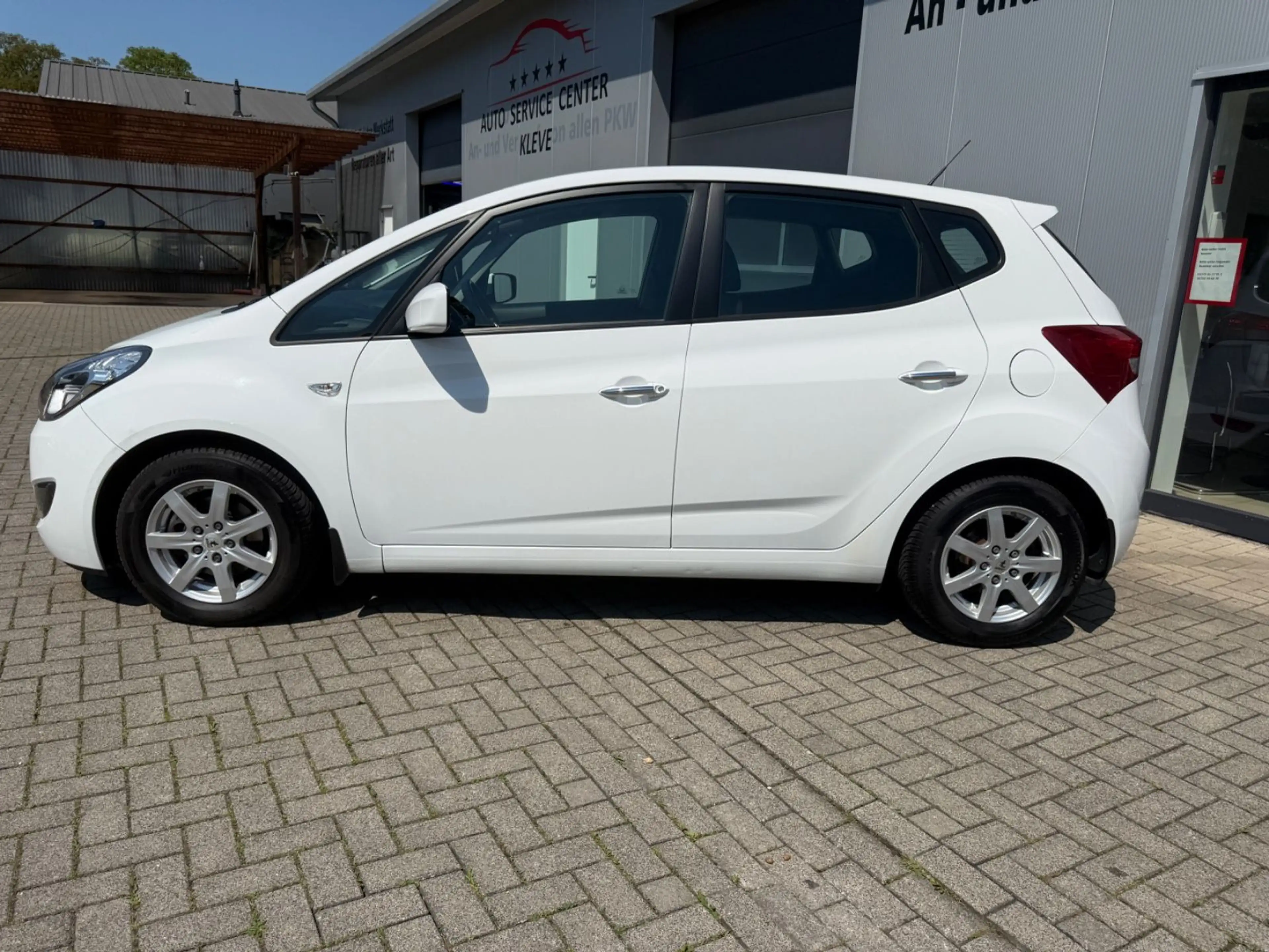 Hyundai iX20 Classic*GJREIFEN*KLIMA — photo 3