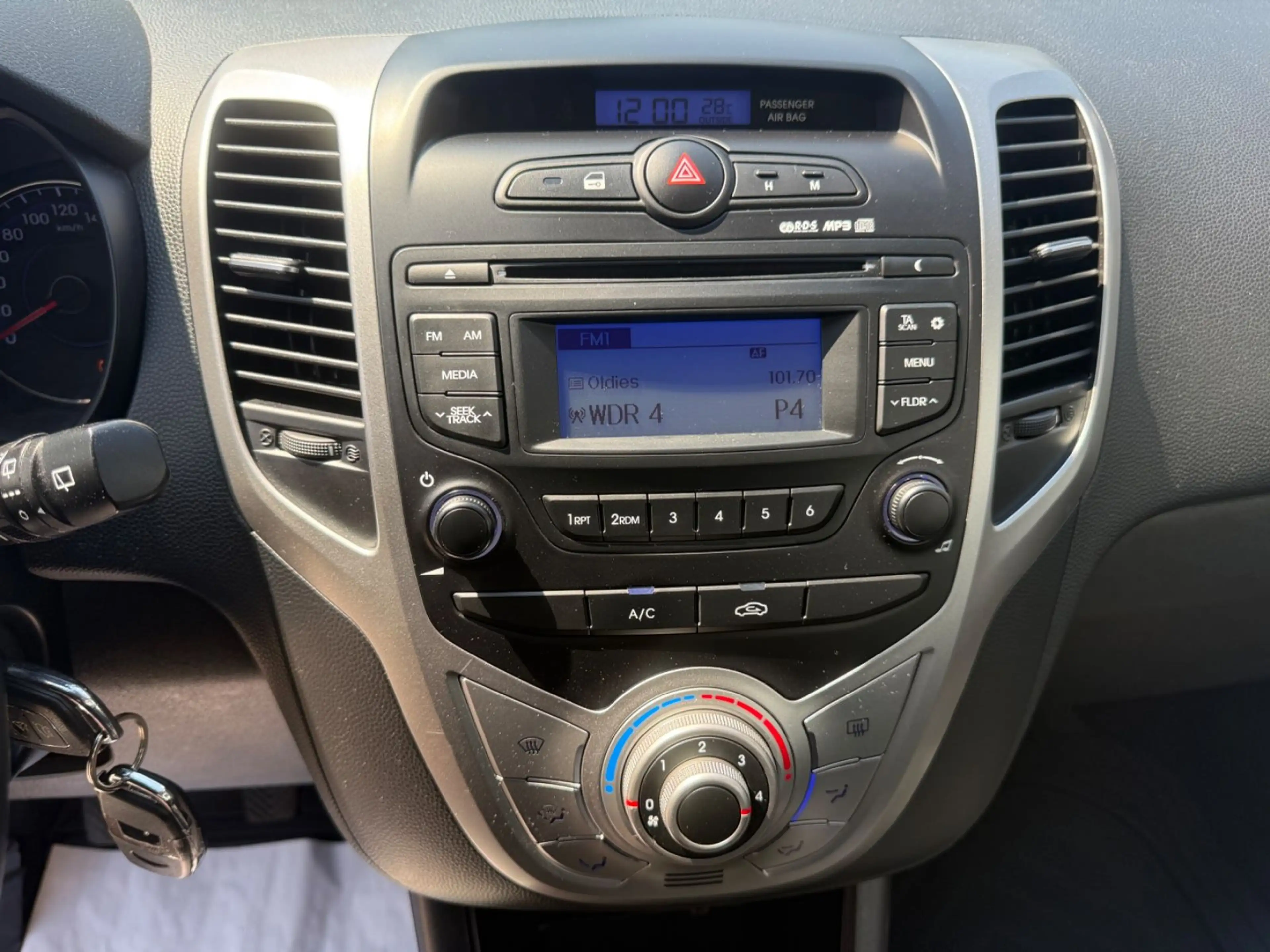 Hyundai iX20 Classic*GJREIFEN*KLIMA — photo 13