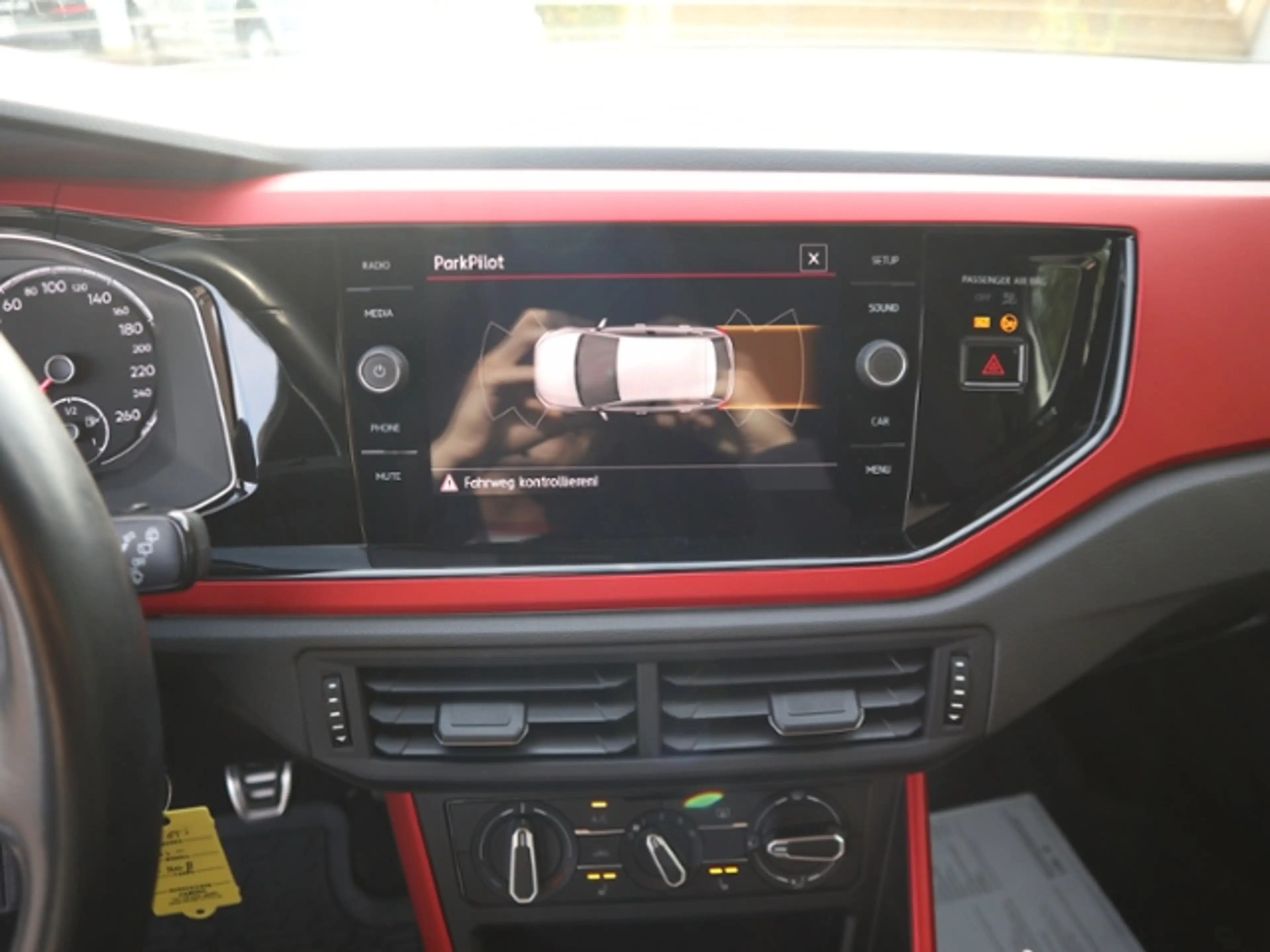 Volkswagen Polo GTI 2.0 TSI SportSelect/18" — photo 14