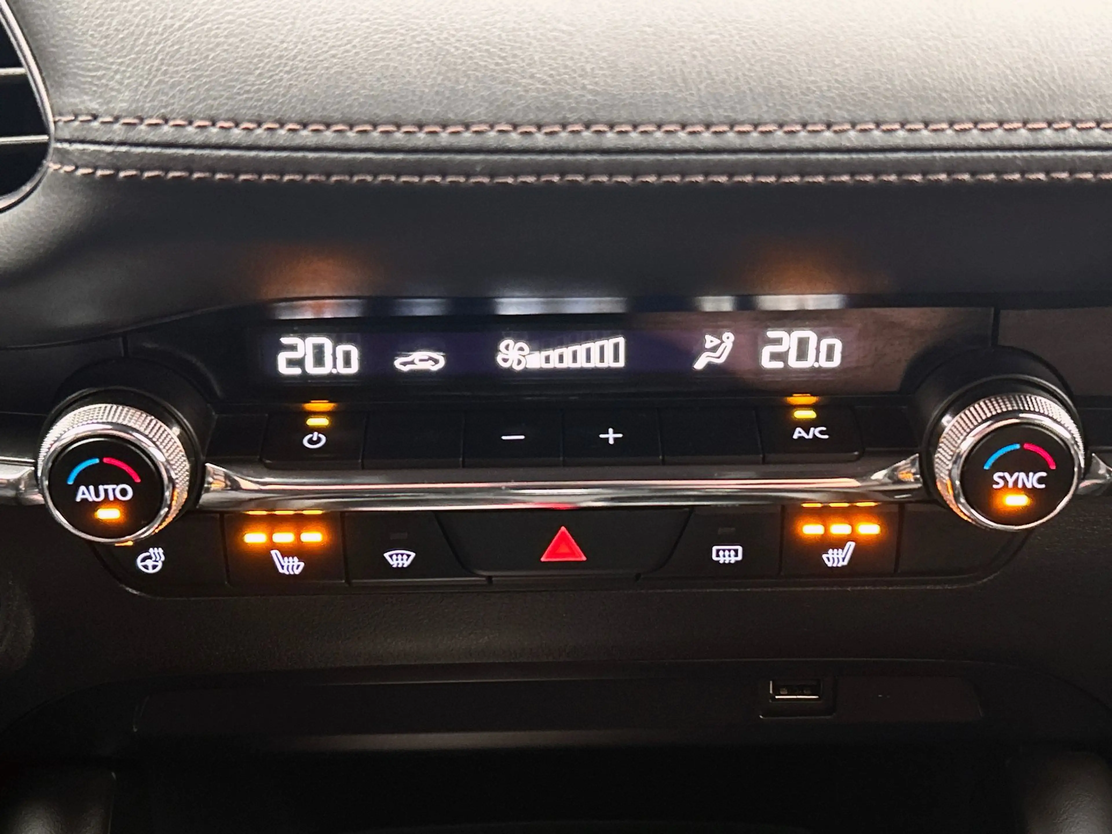 Mazda 3 2.0 e-SkyActiv-G M Hybrid 122 Comfort met Bose | N — photo 42