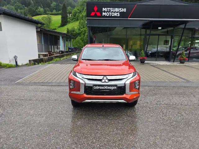 Mitsubishi L200 DK DI-D 2,2 4WD AT Diamond