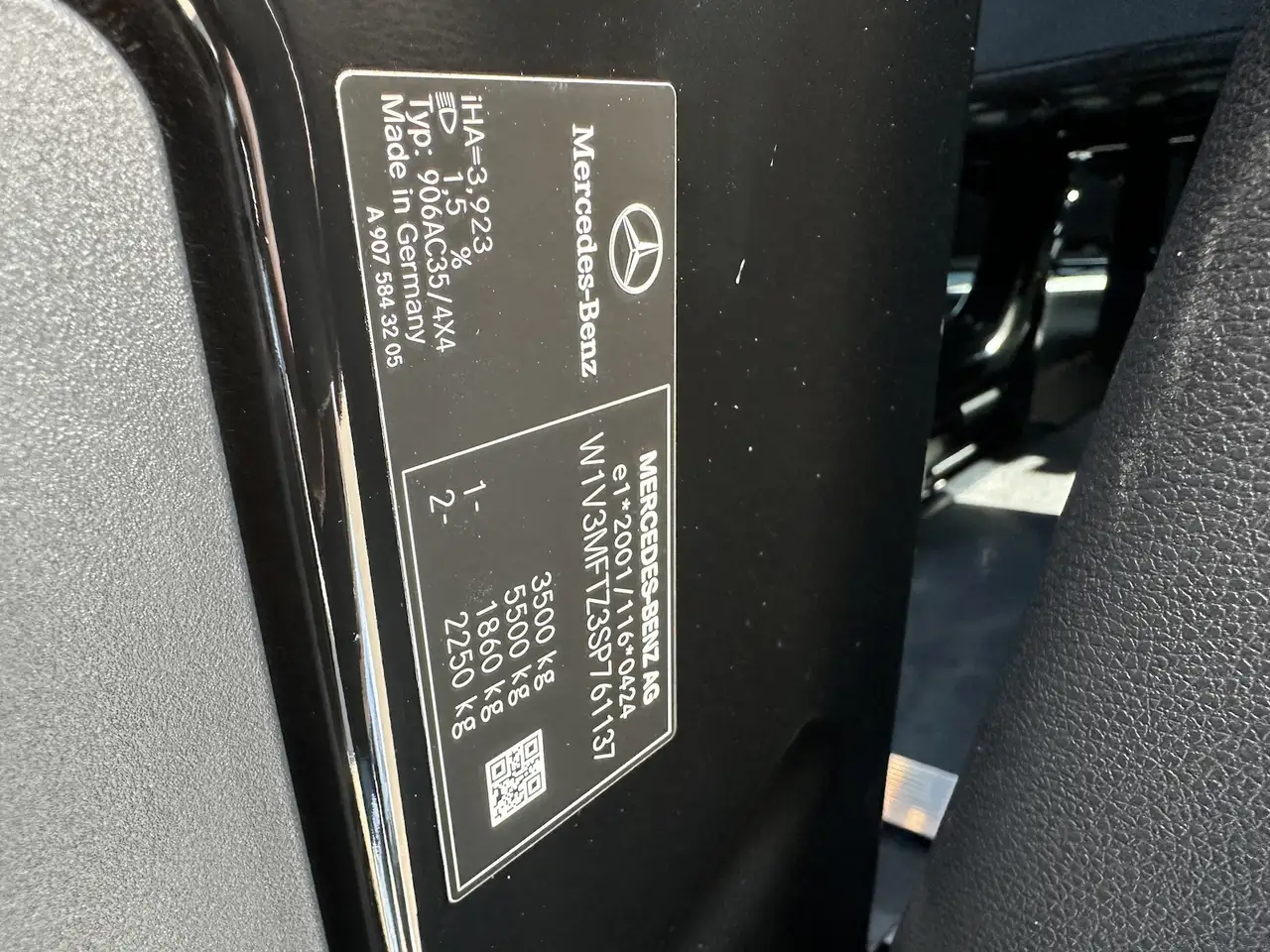 Mercedes-Benz Sprinter 319 CDI 4x4 PRO L2 Tourer 2,2,2,3 Dachklima 6