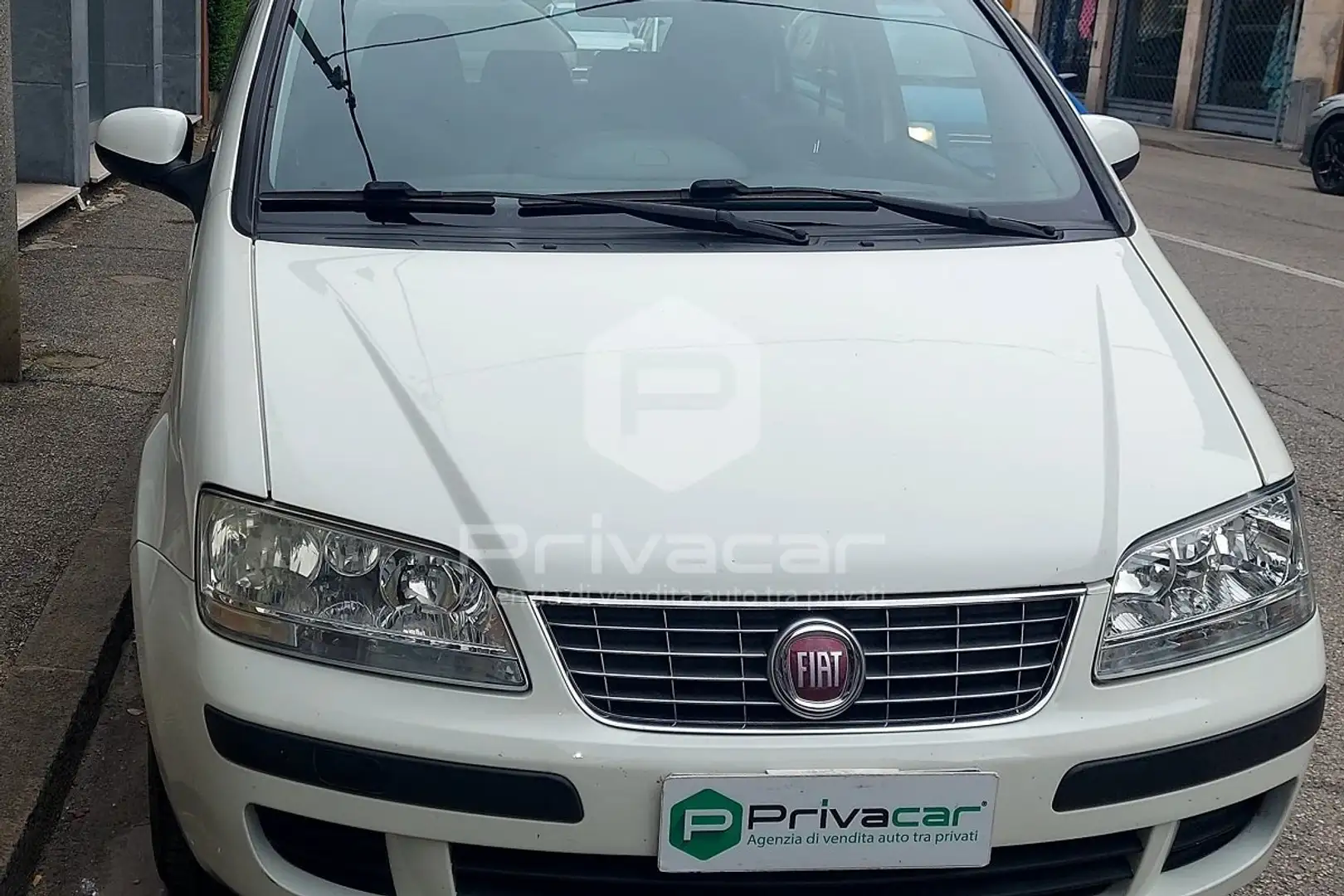 Fiat Idea 1.4 16V S&S Dynamic Blanc - 2