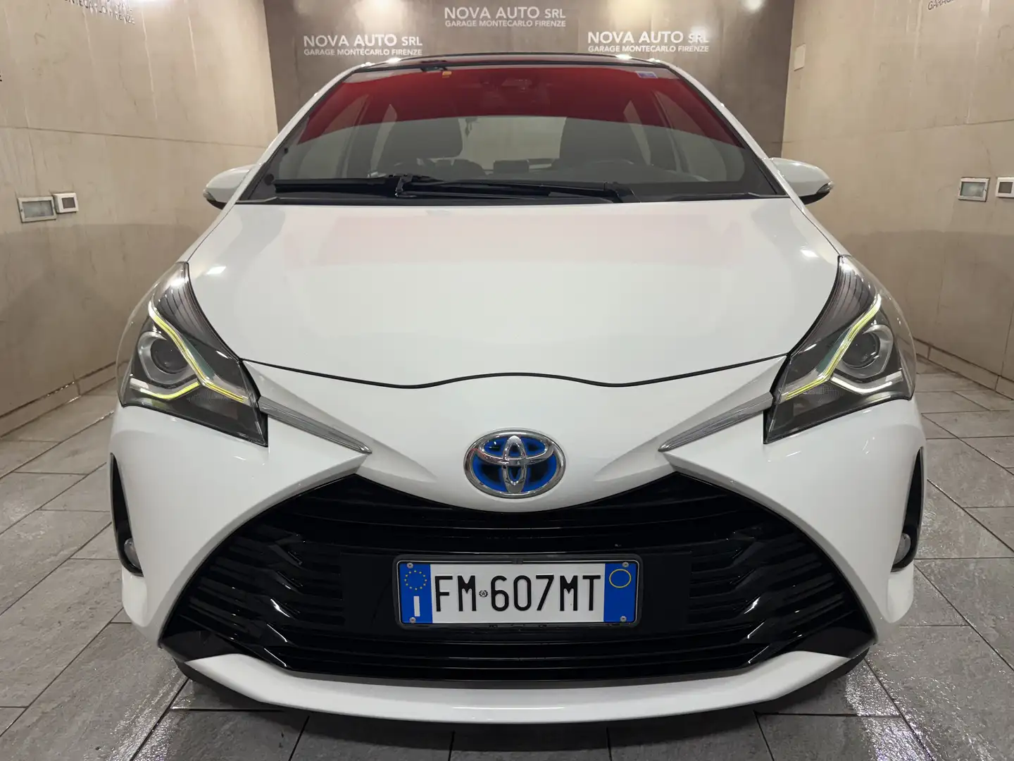 Toyota Yaris Yaris III 2017 5p 1.5h Trend White Edition Bianco - 1