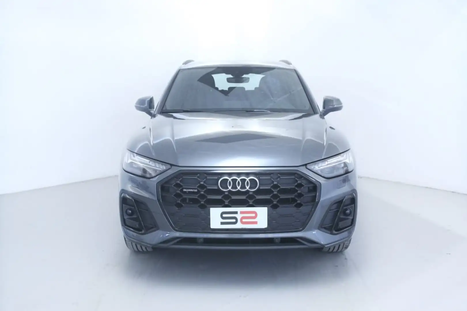 Audi Q5 40TDI 204 CV quattro S tronic S line Black edition Grigio - 2
