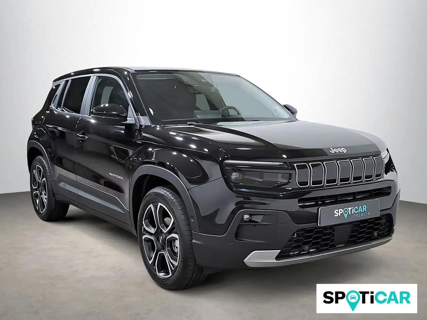 Jeep Avenger 1.2 G 74kW (100CV) Summit Zwart - 1