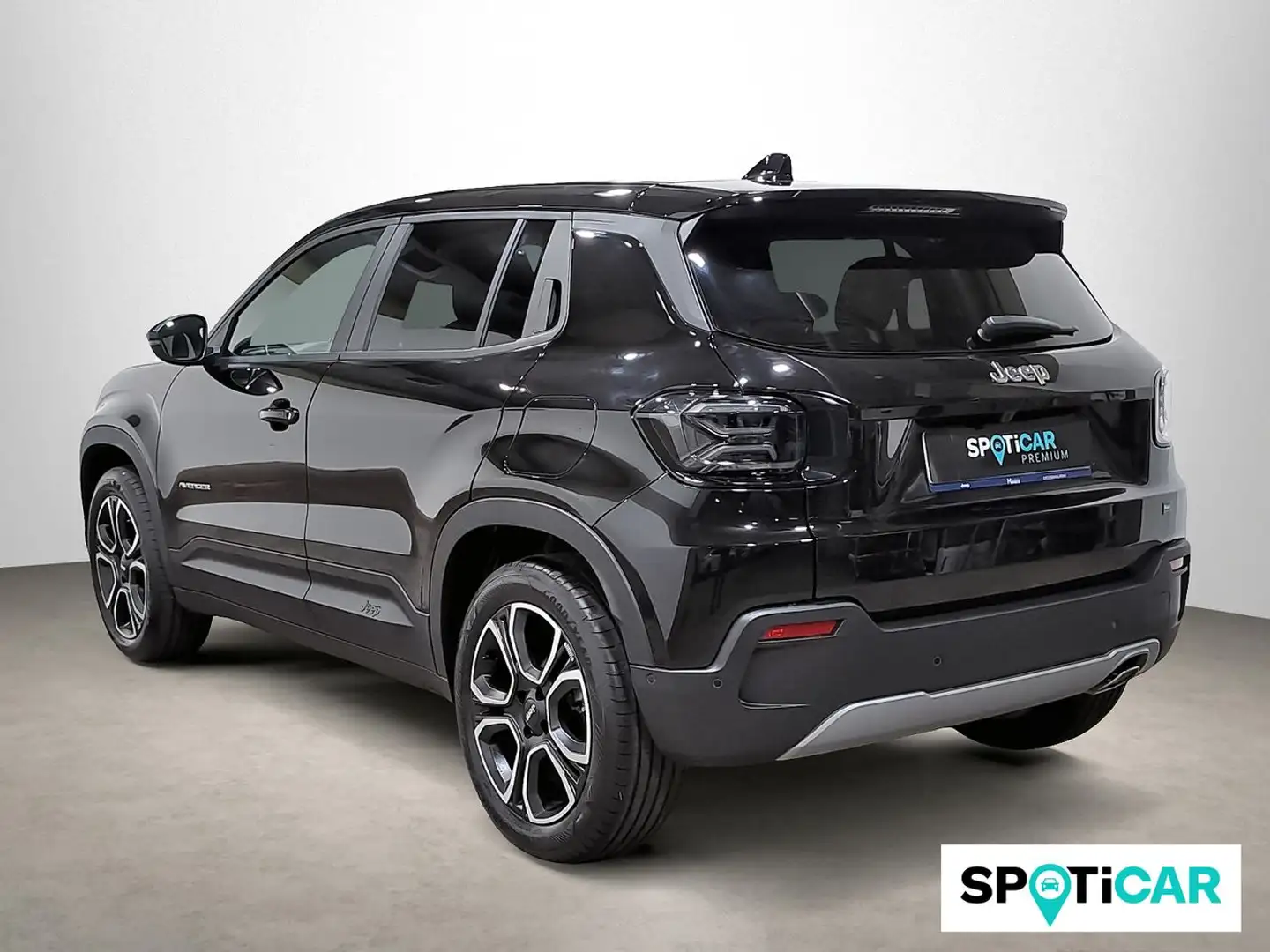 Jeep Avenger 1.2 G 74kW (100CV) Summit Zwart - 2