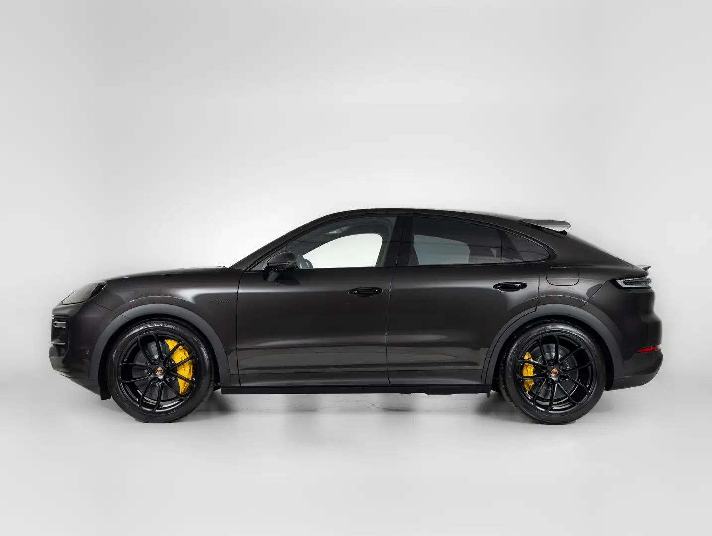 Porsche Cayenne Coupé Turbo E-Hybrid GT Grau - 2