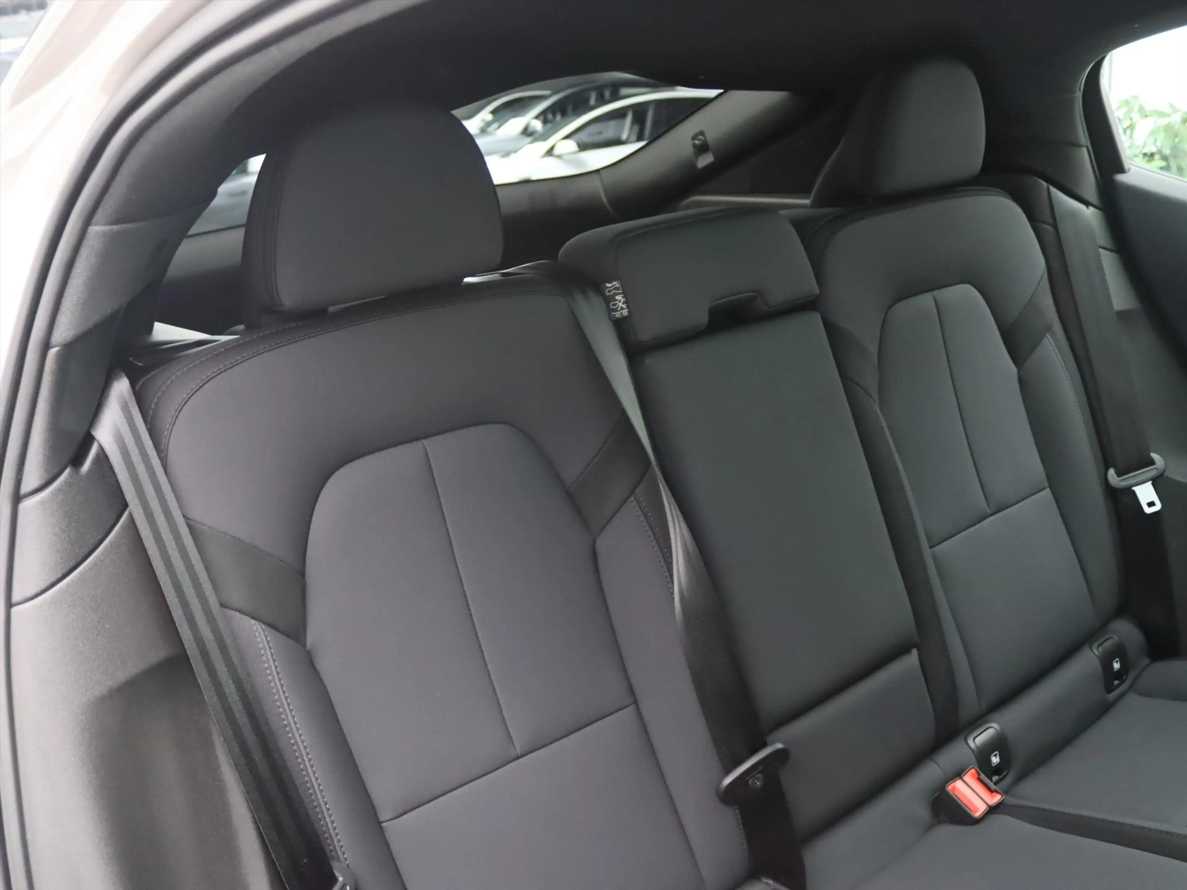 Polestar 2 Long Range Dual Motor Launch Edition 78 kWh AWD 40 — photo 13
