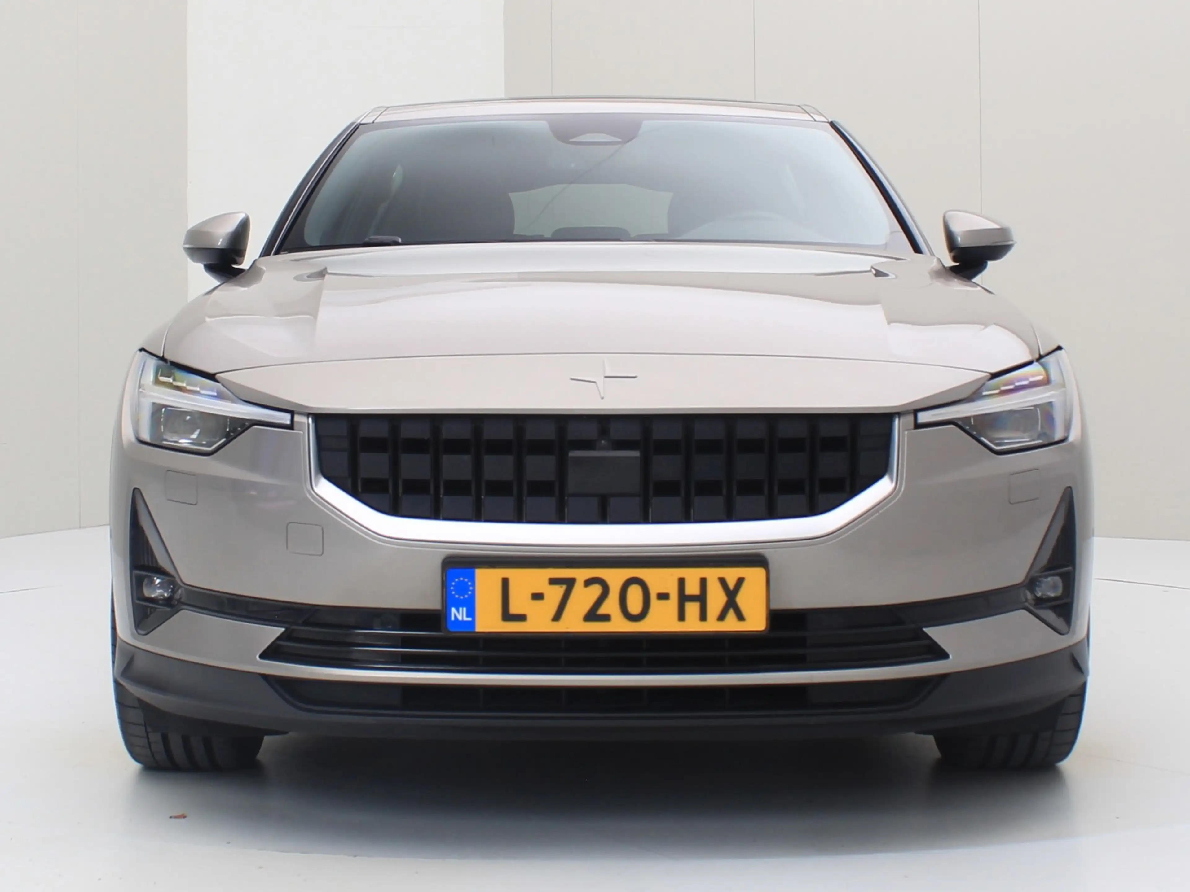 Polestar 2 Long Range Dual Motor Launch Edition 78 kWh AWD 40 — photo 5